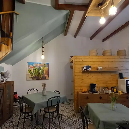 Cantunera Sicilianroom לינה וארוחת בוקר